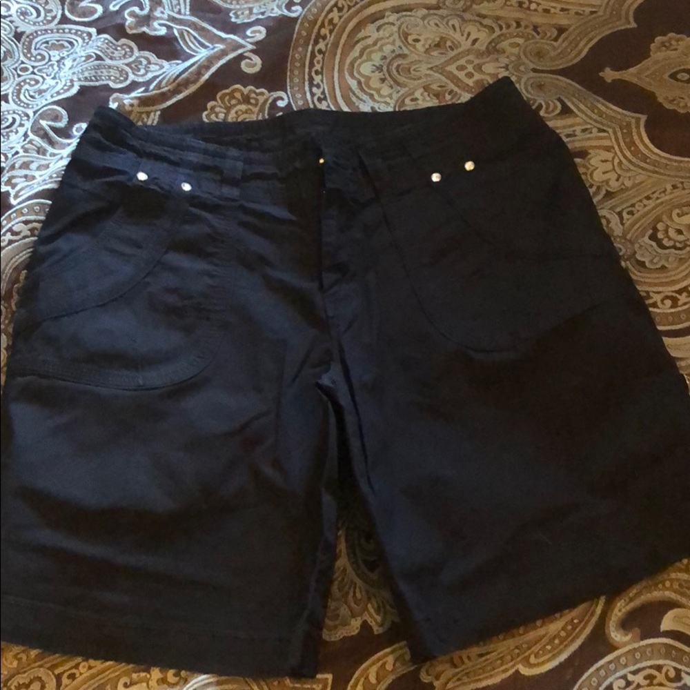 INC Shorts size 6